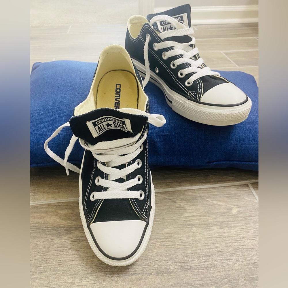 Converse Chuck Taylor All Star Unisex Classic Low Top Sneakers Shoes